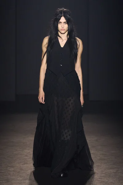 Look 35